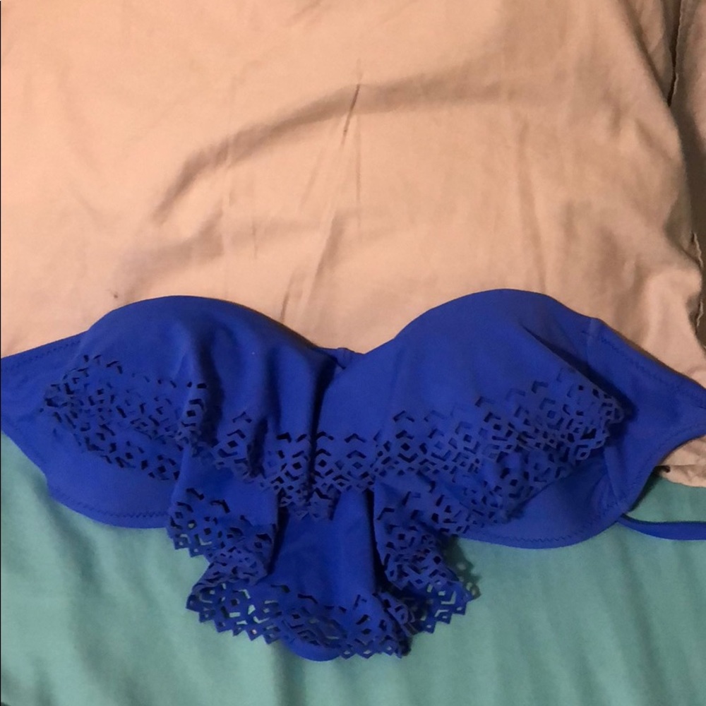 Cute bikini top